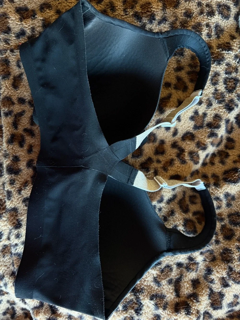 Victoria's Secret Black Front-Zip Smooth Bra - Picture 3 of 4
